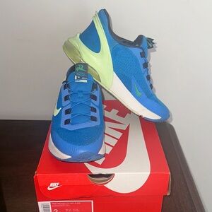 Nike Kids Air Max 270 GO (PS) Sneakers Slip-On Sz 2Y